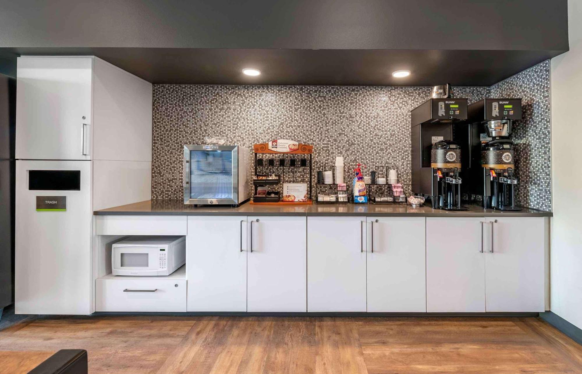 Extended Stay America Premier Suites - Providence - East Providence Exteriör bild