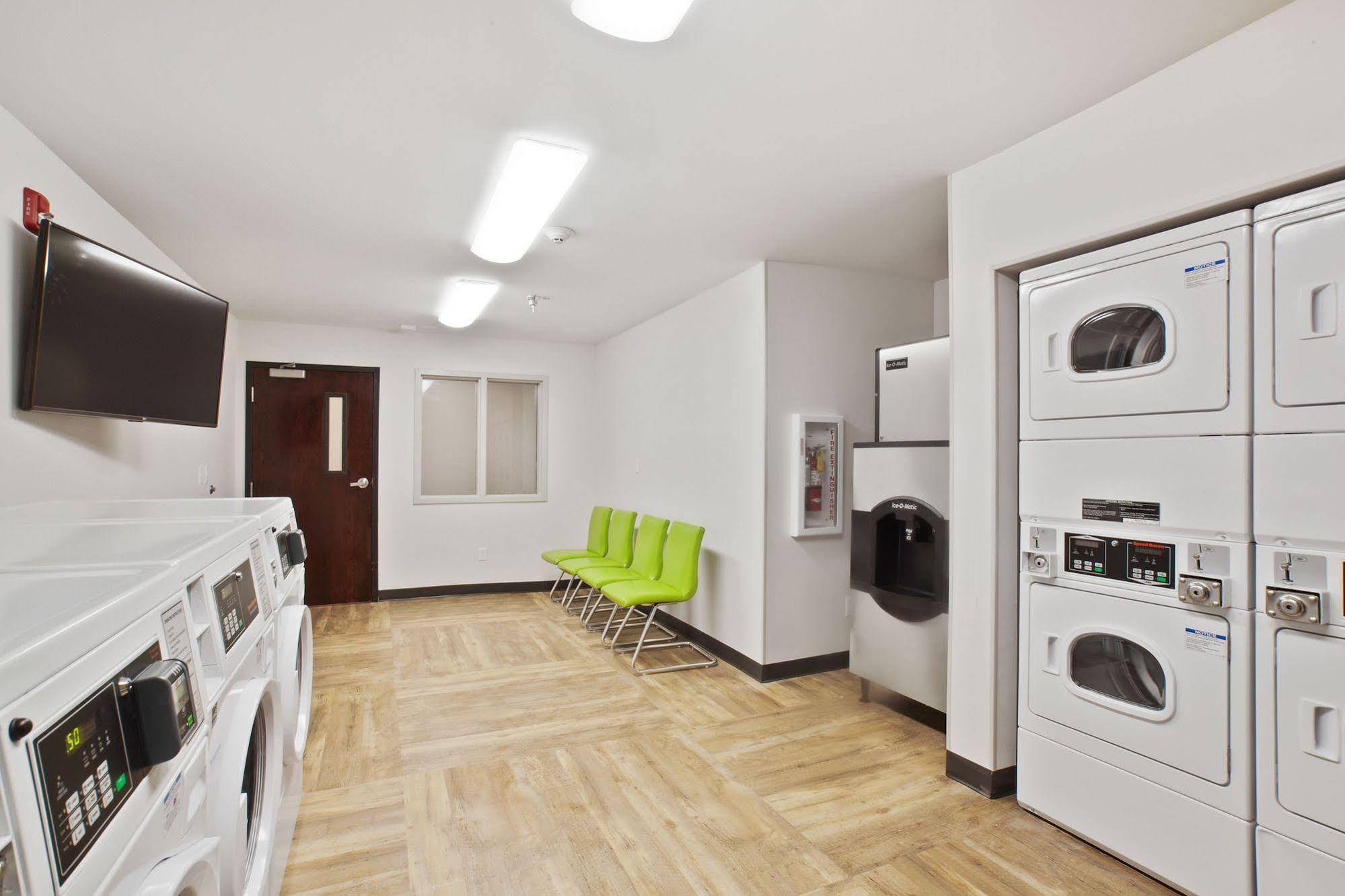 Extended Stay America Premier Suites - Providence - East Providence Exteriör bild