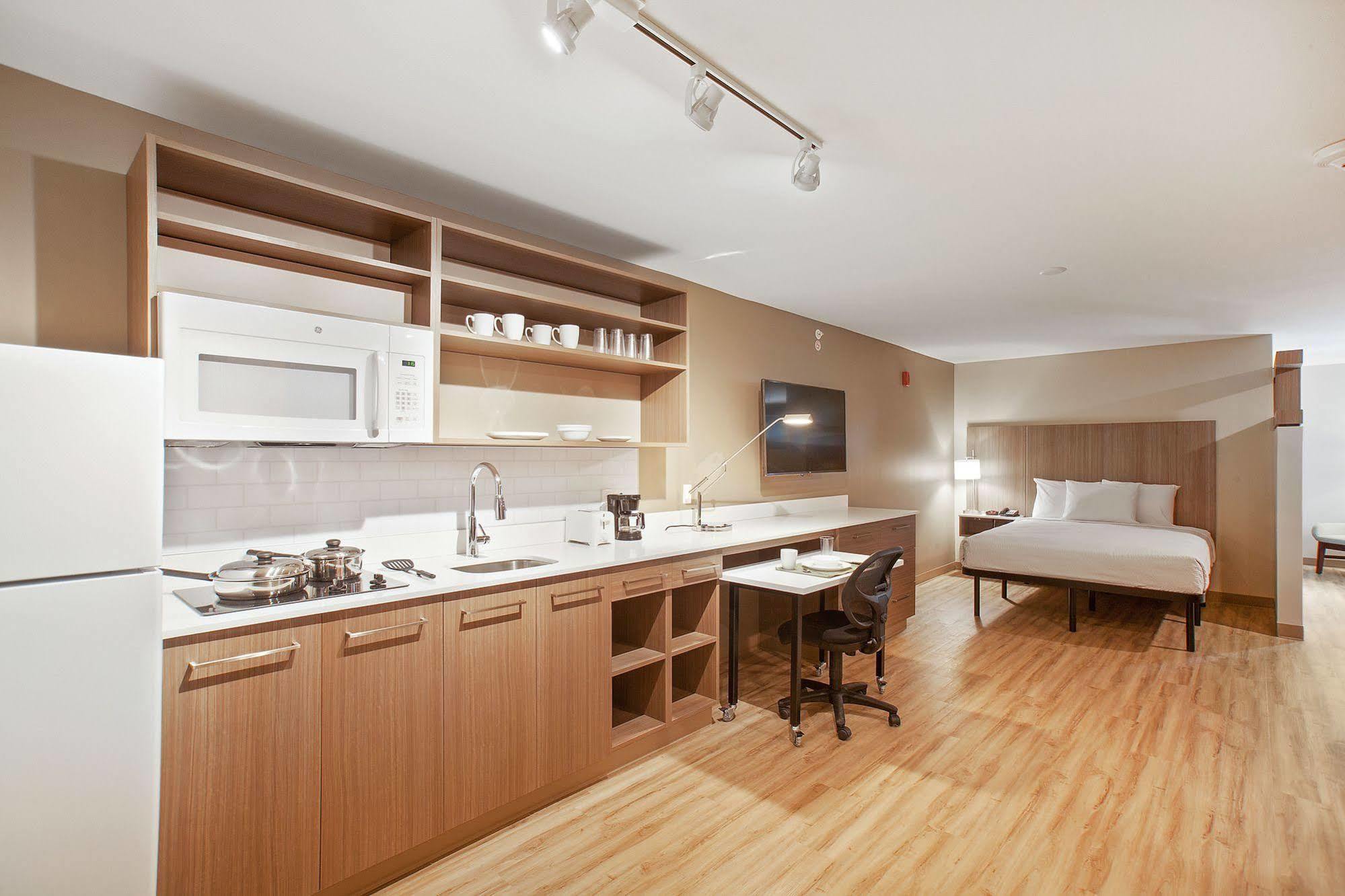 Extended Stay America Premier Suites - Providence - East Providence Exteriör bild